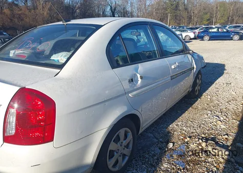 2010 Hyundai Accent Gls из США, поврежденный, VIN KMHCN4AC0AU482697